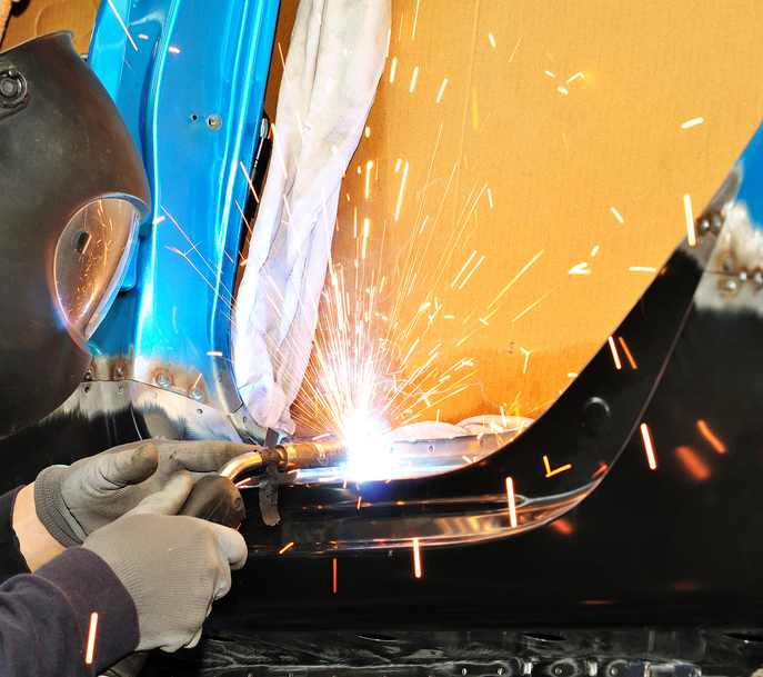 Experienced Auto Body Technicians
